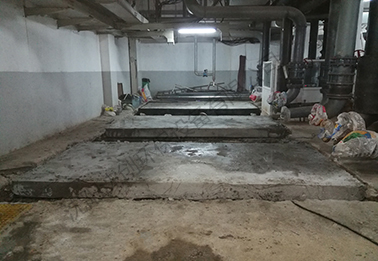 冷水机组浮筑基础