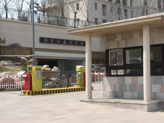 大连红星海A区12＃地7＃楼地下换热站噪声治理竣工